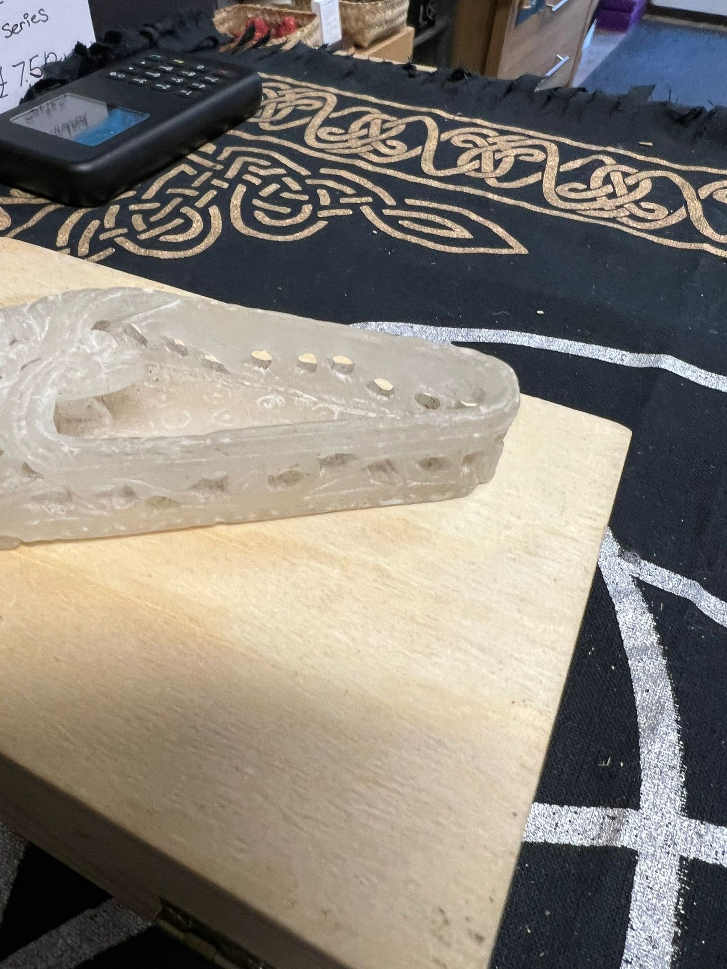 Agate Slipper | Metaphysical Healing | Crystal Ornament