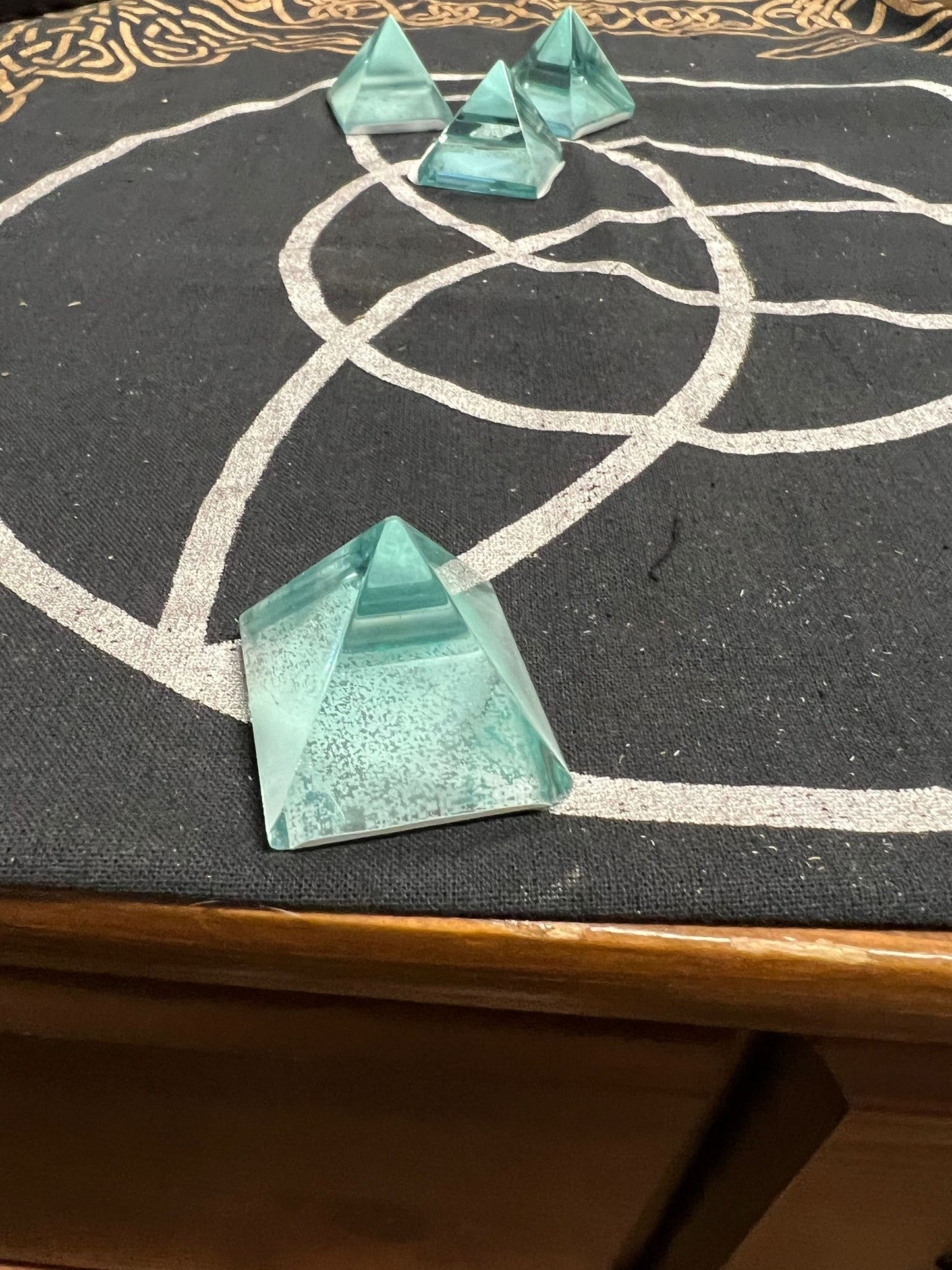 Crystal Pyramid | Blue Obsidian | Crystal Healing | 35mm