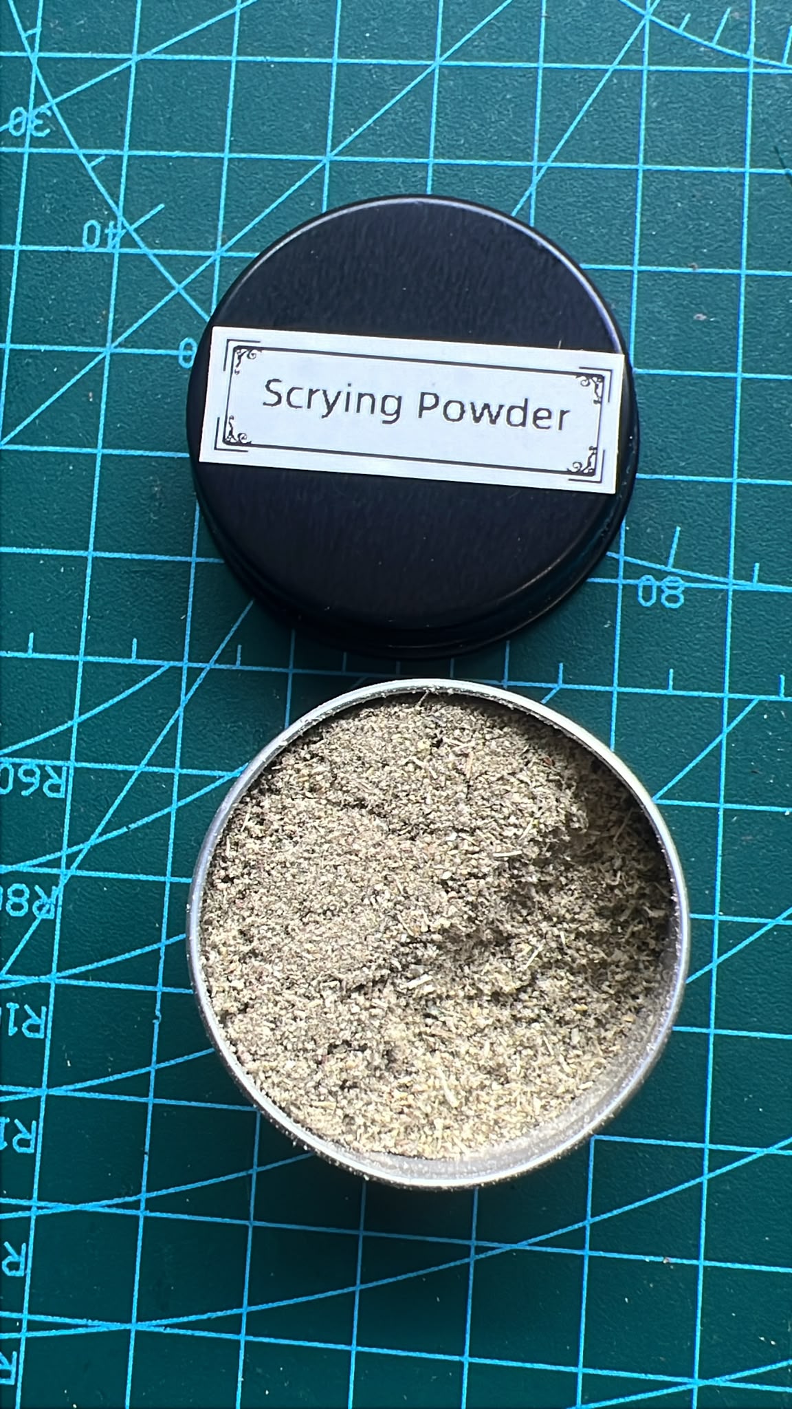 Scrying Powder | Spell Reagent | Small tin | Spellwork | Rootwork | Divination