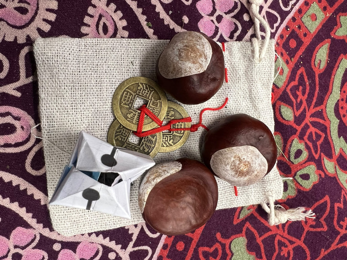 Abundance Witch Sachet | Attract Prosperity and Good Fortune | Spellwork | Witch Altar