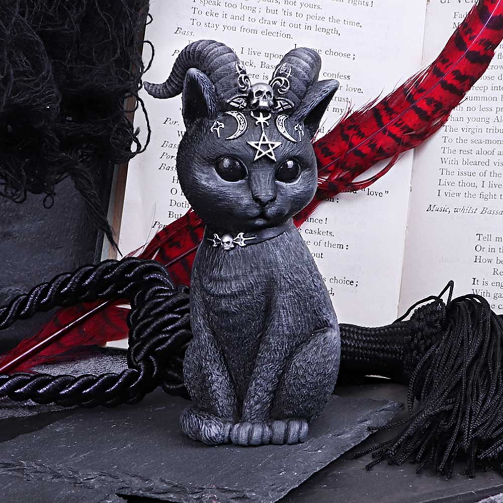 Pawzuph Horned Occult Cat Figurine | 11 cm | Cult Cuties | Nemesis Now | Goth Decor