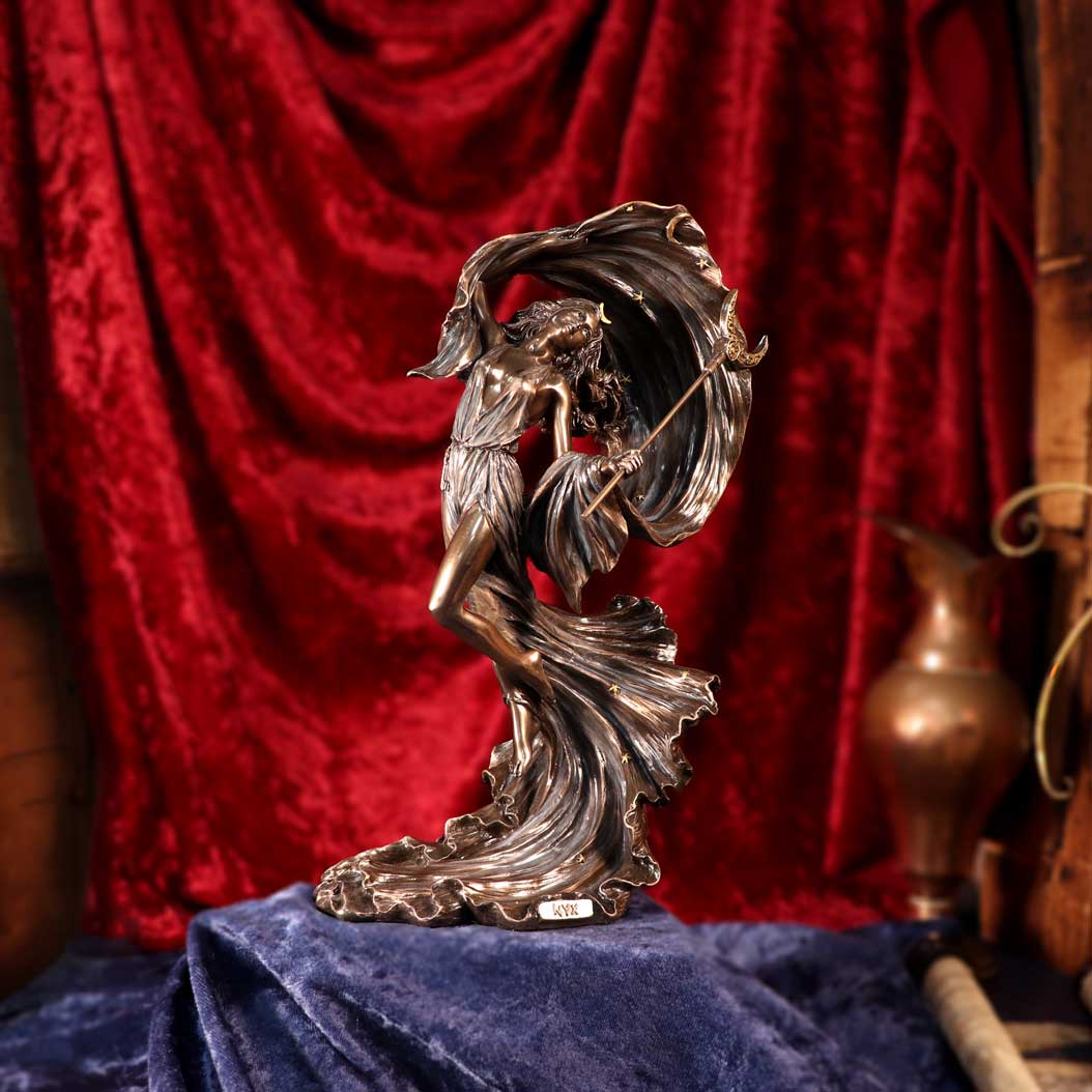 Nyx Greek Goddess of the Night | 27.5cm | Goddess of the Night Starry Sky Figurine | Greek Mythology